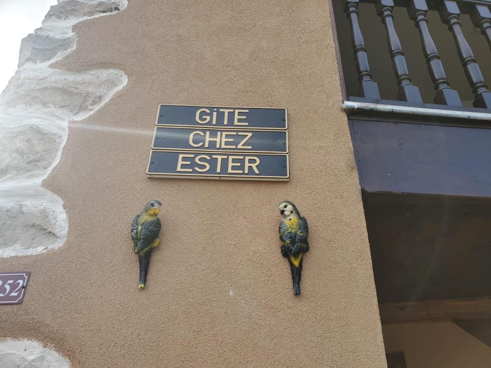 Chez Ester Планфан Екстериор снимка